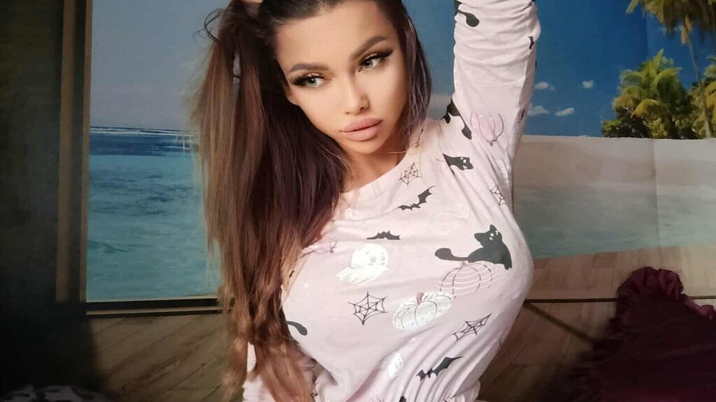 KylieLux