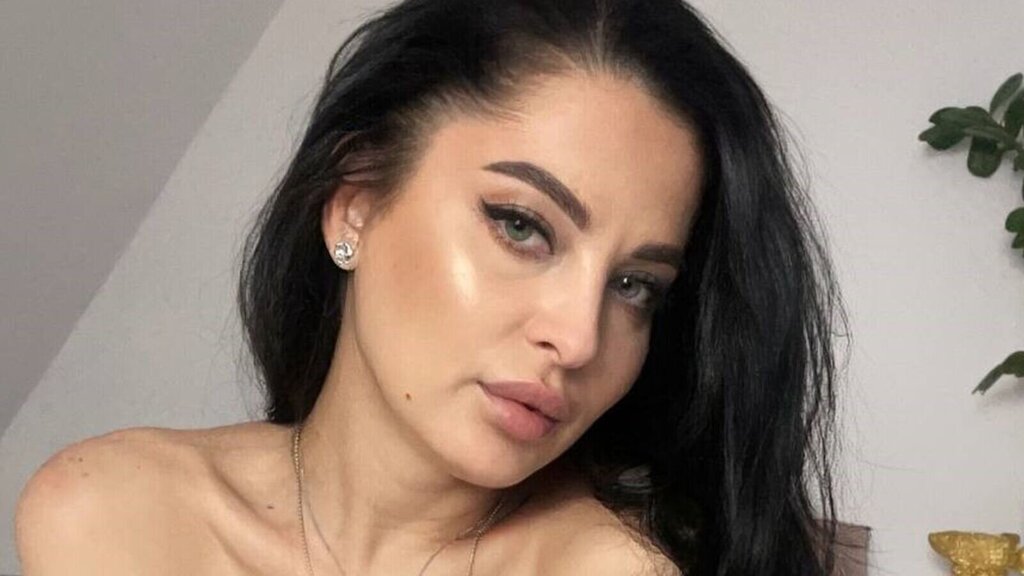 NicoleWilleson