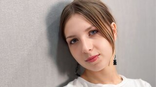 SariCroson