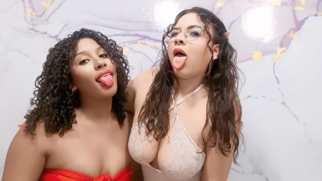 MelanieAndDona