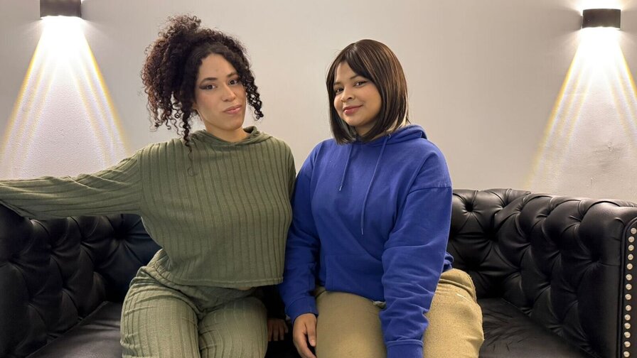 DakotaAndAnnie